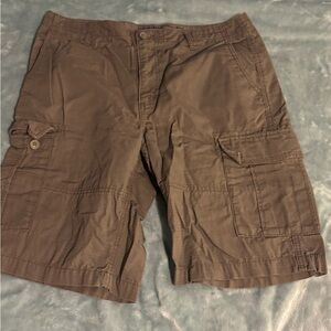 Old Navy Men's Cargo  Shorts Dark Grey Size 33.